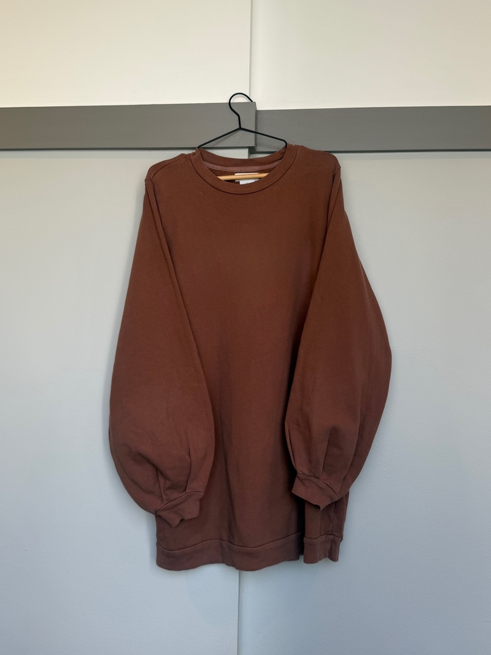 Lovers and Friends Brown Oversized Crewneck Sweatshirt